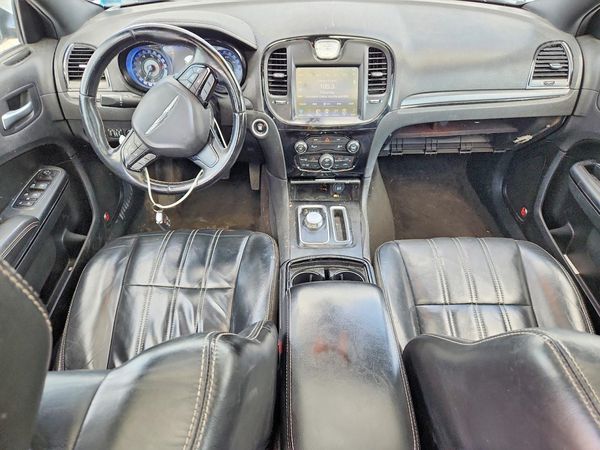 2016 CHRYSLER 300