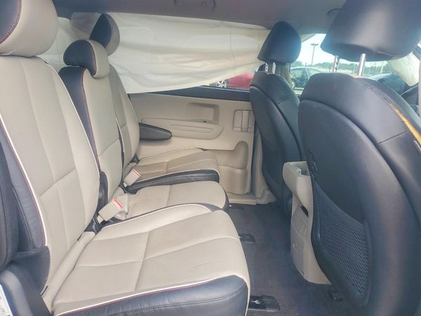 2020 KIA SEDONA