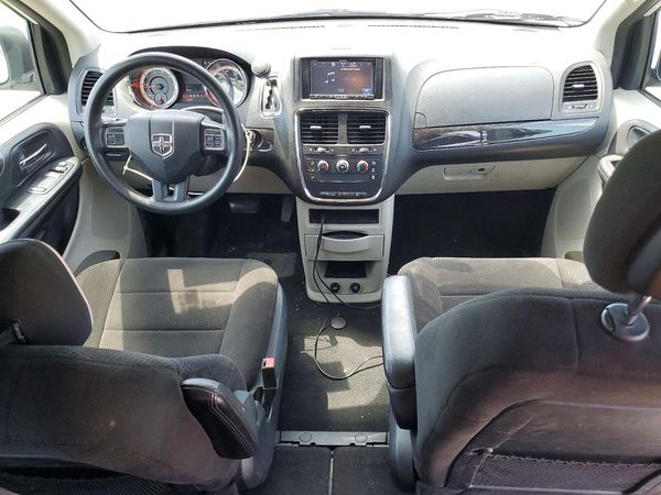 2012 DODGE GRAND CARAVAN SE