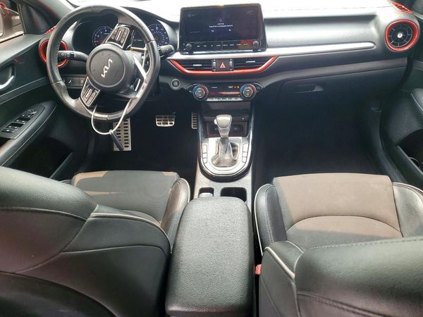 2022 KIA FORTE GT Line