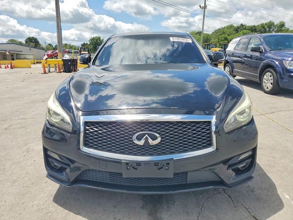 2019 INFINITI Q70