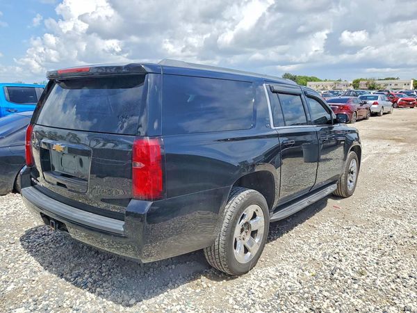 2018 CHEVROLET SUBURBAN LT