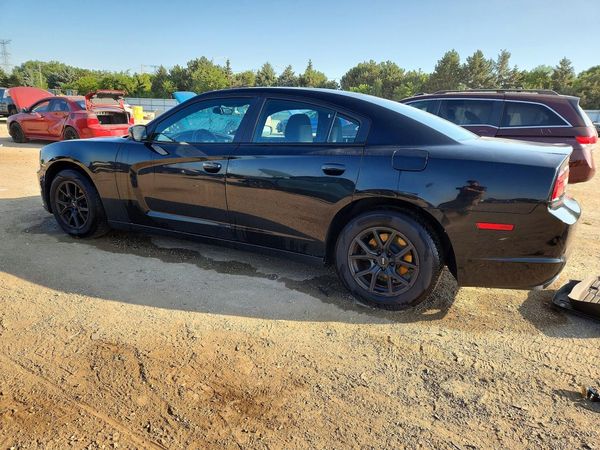 2014 DODGE CHARGER SE