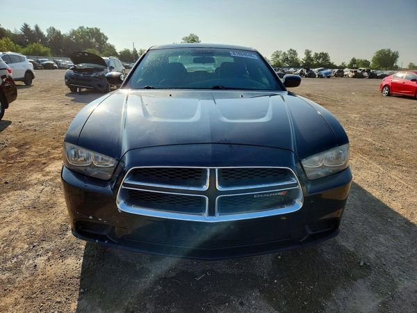 2014 DODGE CHARGER SE