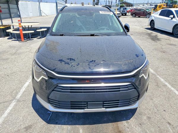 2025 KIA NIRO