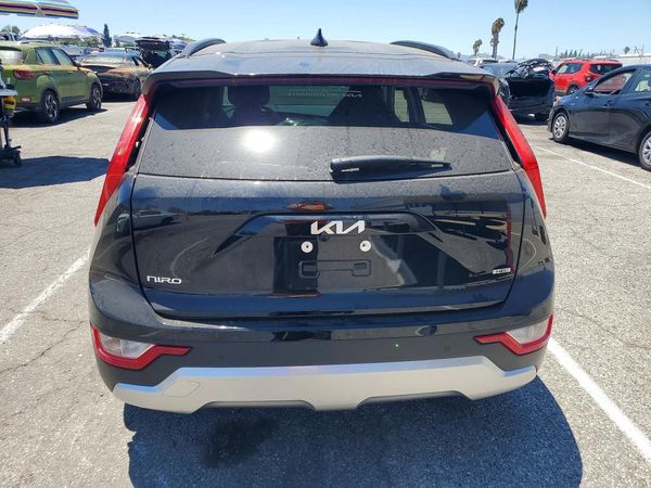 2025 KIA NIRO
