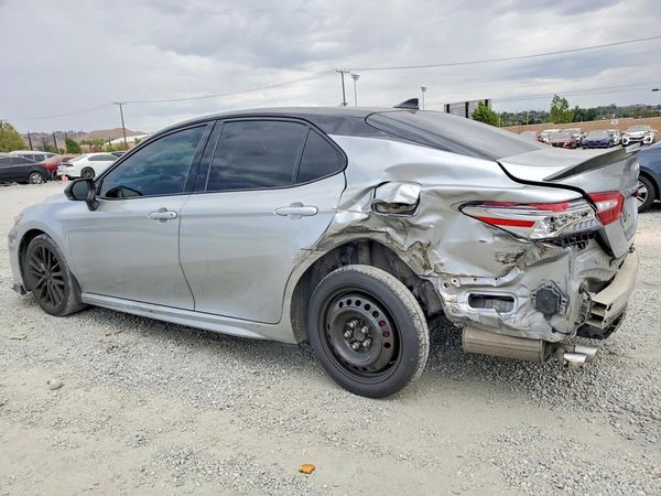 2019 TOYOTA CAMRY