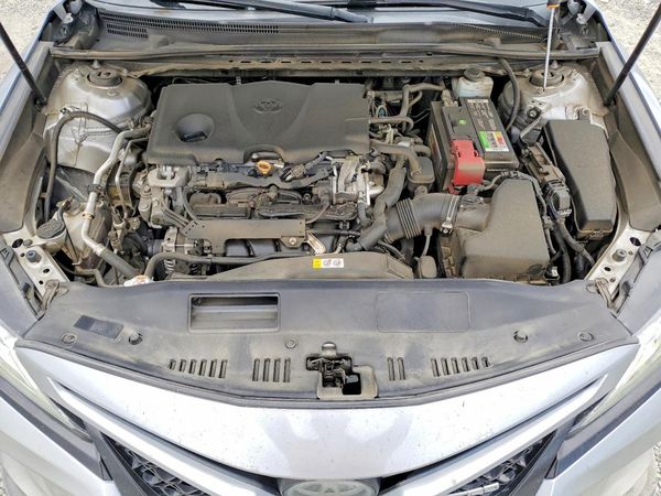 2019 TOYOTA CAMRY