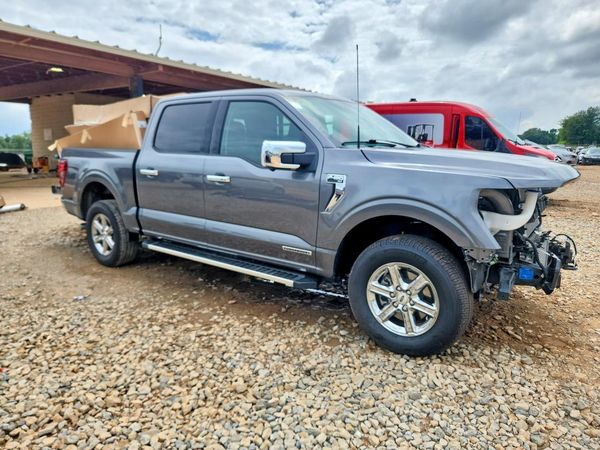 2024 FORD F150