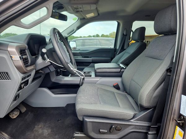 2024 FORD F150