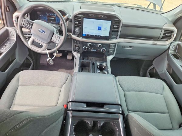 2024 FORD F150
