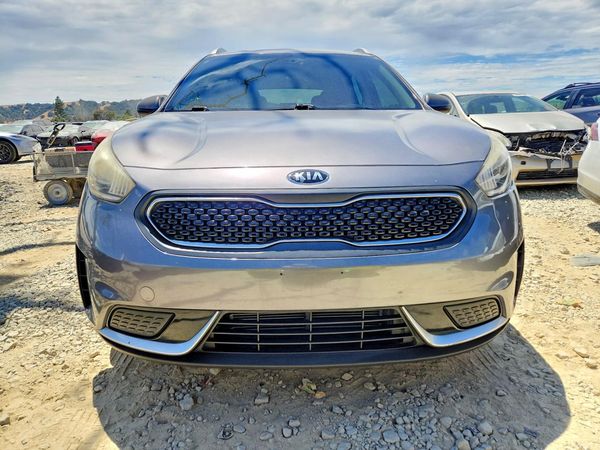 2018 KIA NIRO