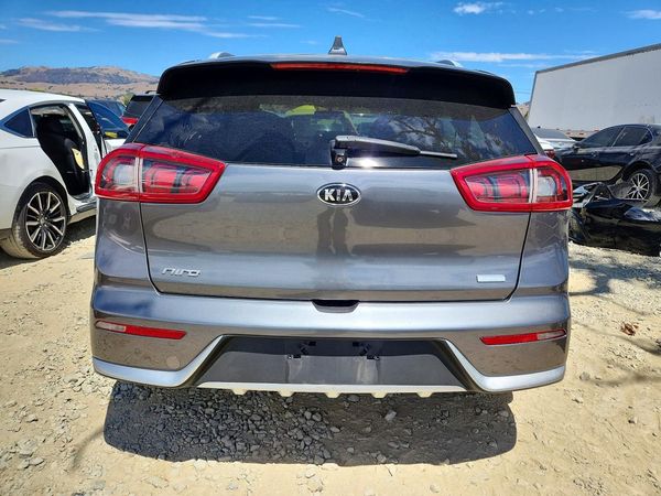 2018 KIA NIRO
