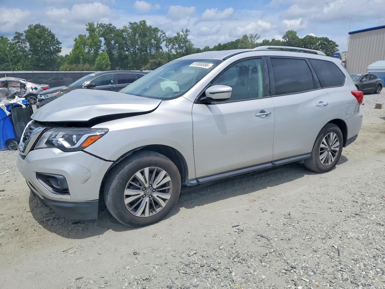 2020 NISSAN PATHFINDER SV