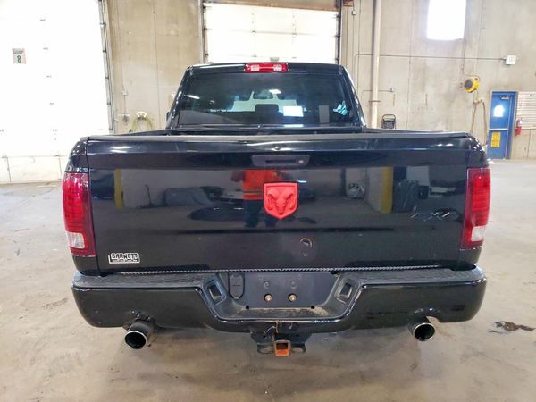 2015 RAM 1500 ST QUAD CAB 4X4