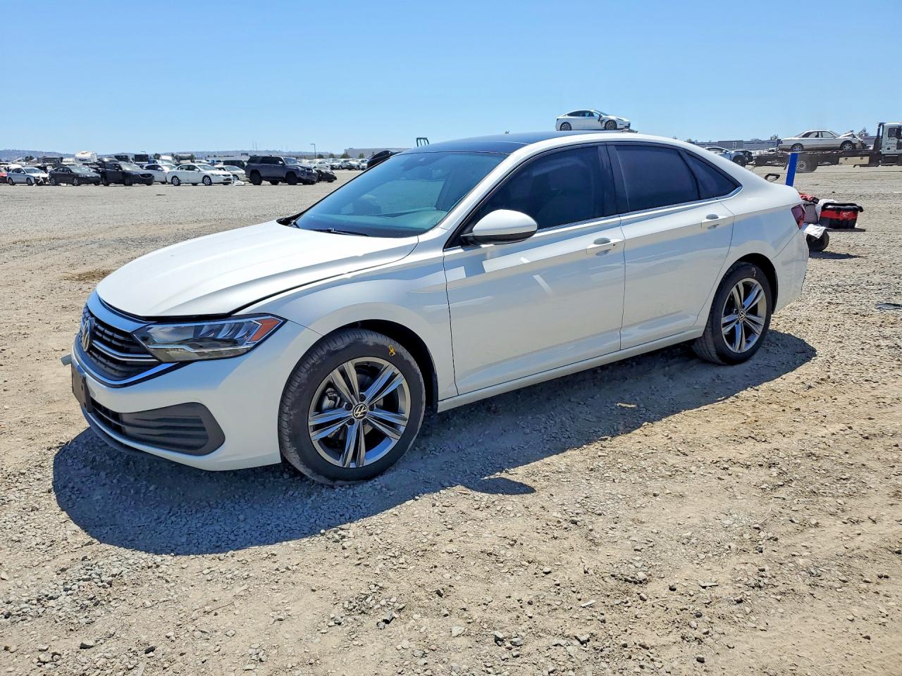 2023 VOLKSWAGEN JETTA SE w/ Sunroof
