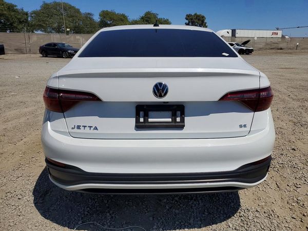 2023 VOLKSWAGEN JETTA SE w/ Sunroof