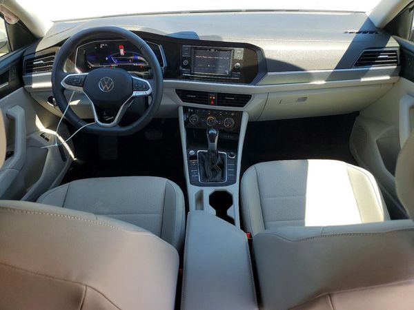 2023 VOLKSWAGEN JETTA SE w/ Sunroof