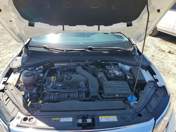 2023 VOLKSWAGEN JETTA SE w/ Sunroof