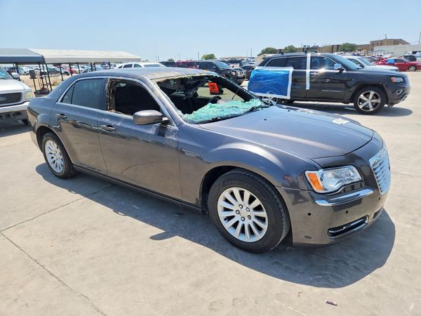 2014 CHRYSLER 300