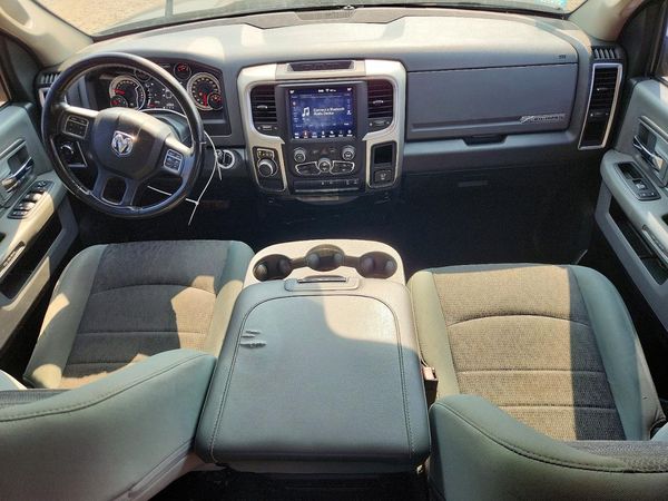 2019 RAM 1500 CLASSIC SLT
