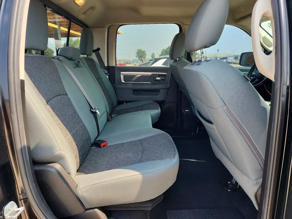 2019 RAM 1500 CLASSIC SLT