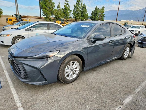2025 TOYOTA CAMRY