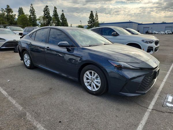2025 TOYOTA CAMRY
