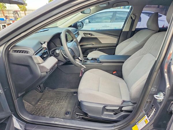 2025 TOYOTA CAMRY