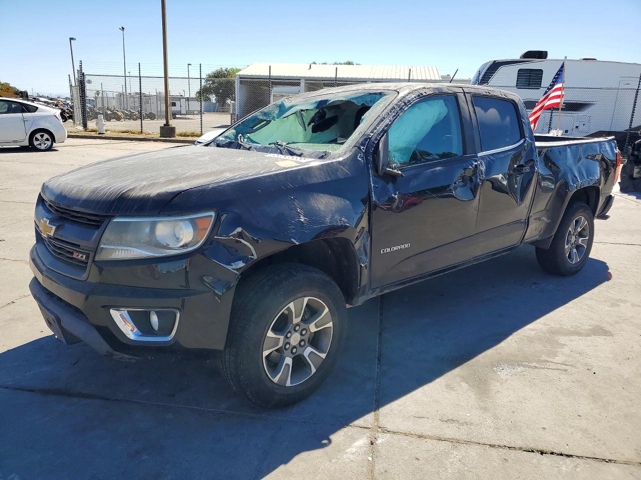 2016 CHEVROLET COLORADO Z71 — Front 3/4