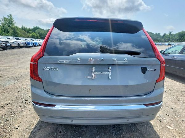 2024 VOLVO XC90 Plus Bright