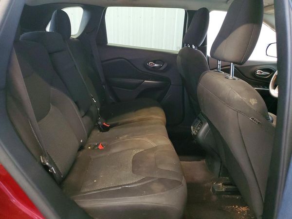 2019 JEEP CHEROKEE LATITUDE FWD