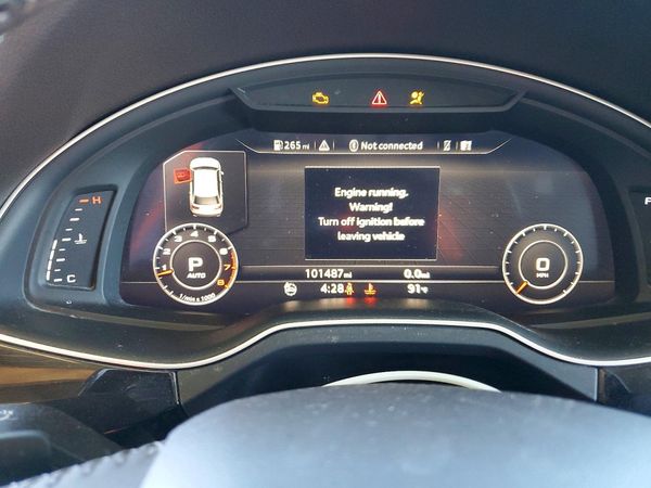2017 AUDI Q7 quattro Premium Plus