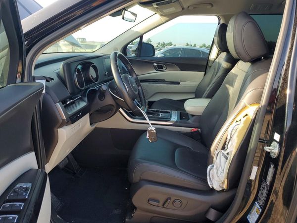 2022 KIA CARNIVAL LX, LX Seat Package