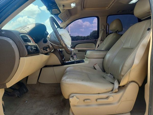 2013 CHEVROLET TAHOE LT