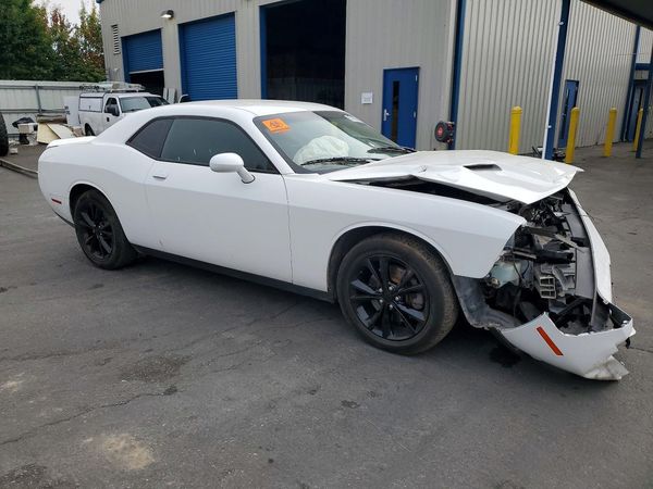 2021 DODGE CHALLENGER SXT