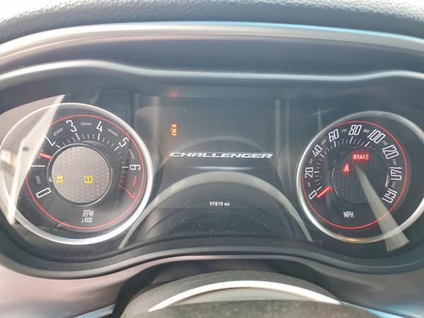 2021 DODGE CHALLENGER SXT