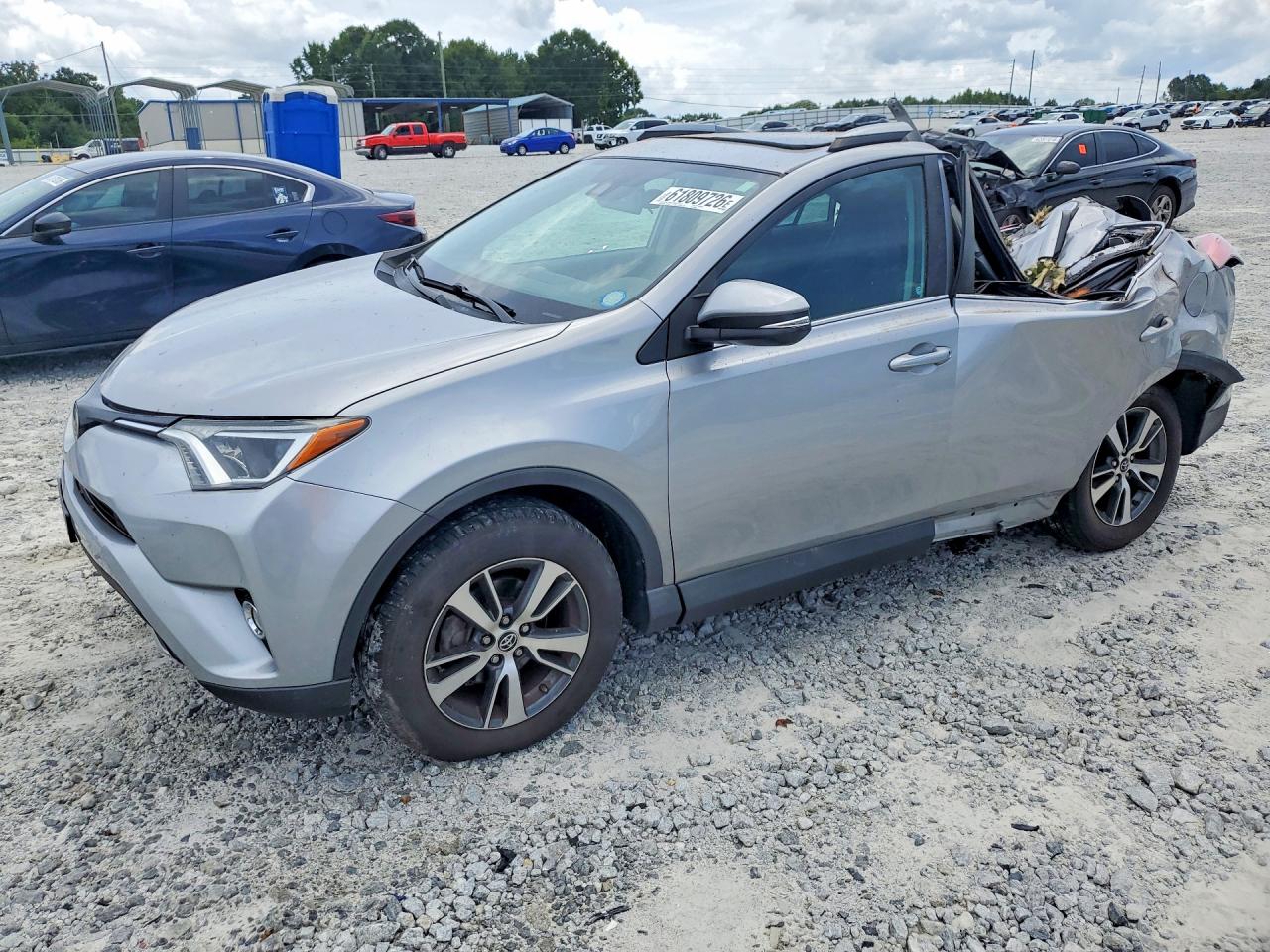 2017 TOYOTA RAV4 XLE