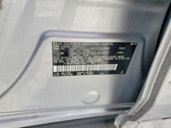 2017 TOYOTA RAV4 XLE