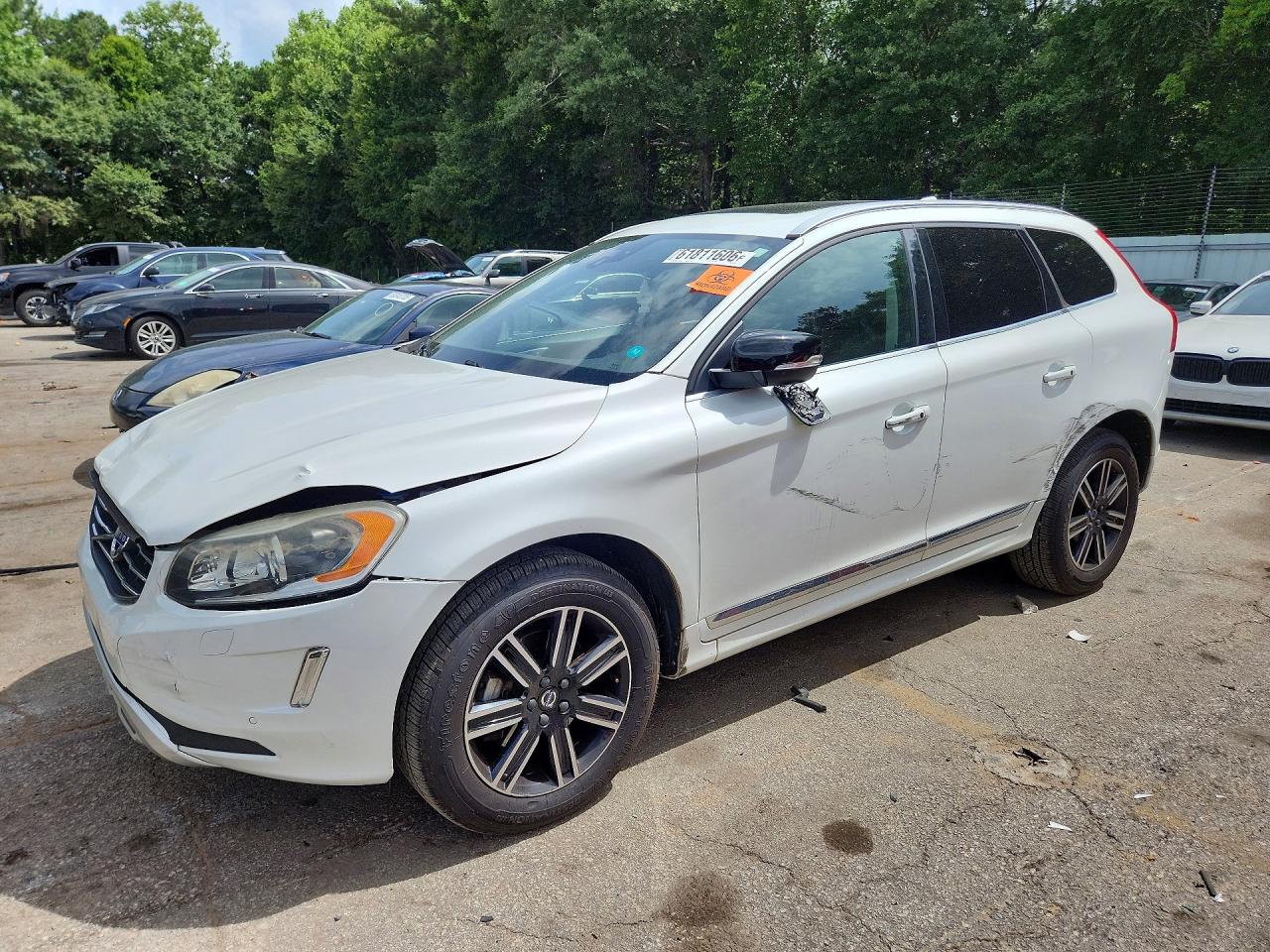 2017 VOLVO XC60 Dynamic