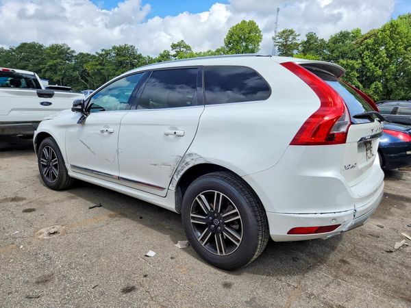 2017 VOLVO XC60 Dynamic