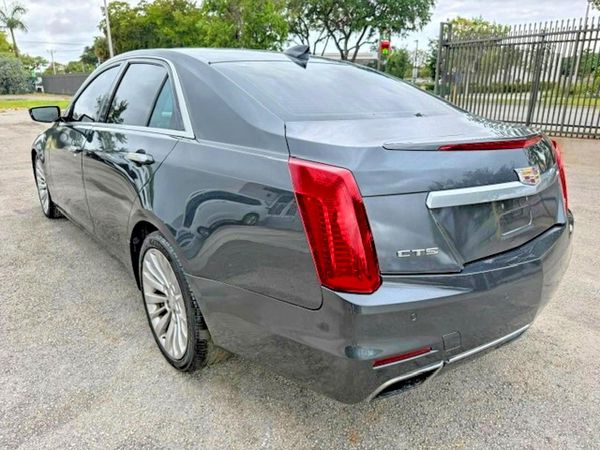 2015 CADILLAC CTS Luxury