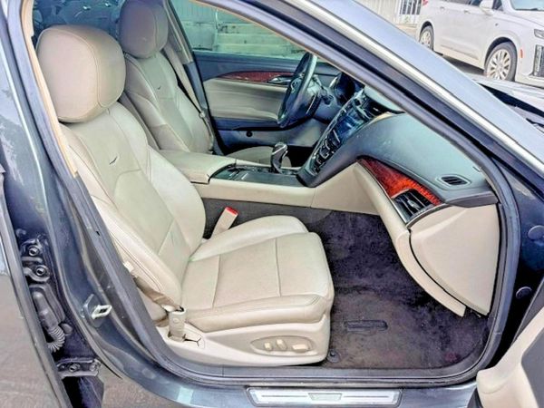 2015 CADILLAC CTS Luxury
