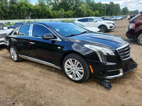 2018 CADILLAC XTS Luxury