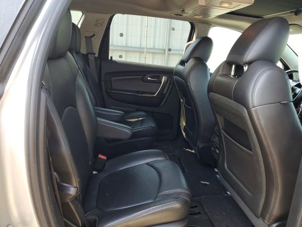 2012 CHEVROLET TRAVERSE 2LT
