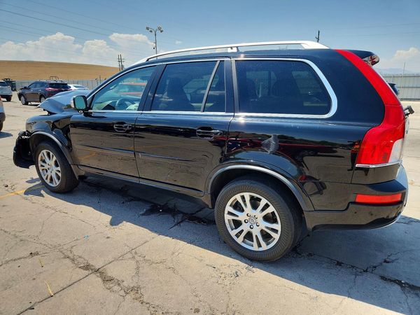 2013 VOLVO XC90