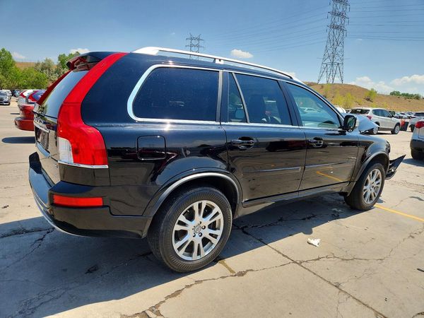 2013 VOLVO XC90