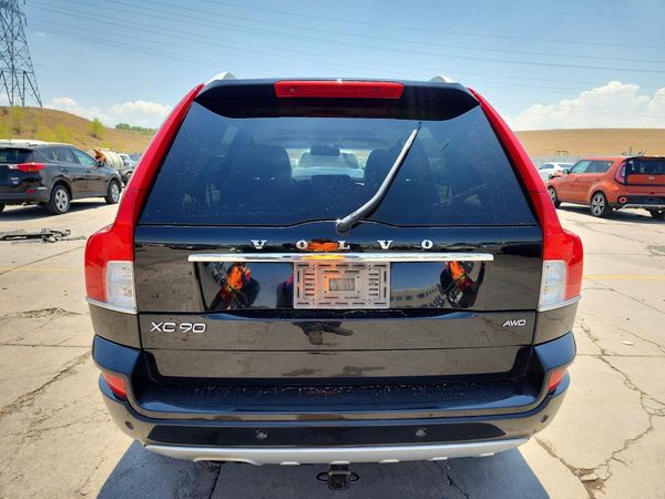 2013 VOLVO XC90