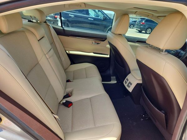 2016 LEXUS ES 350