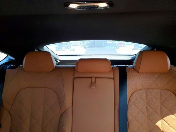 2025 BMW X6 M60i xDr